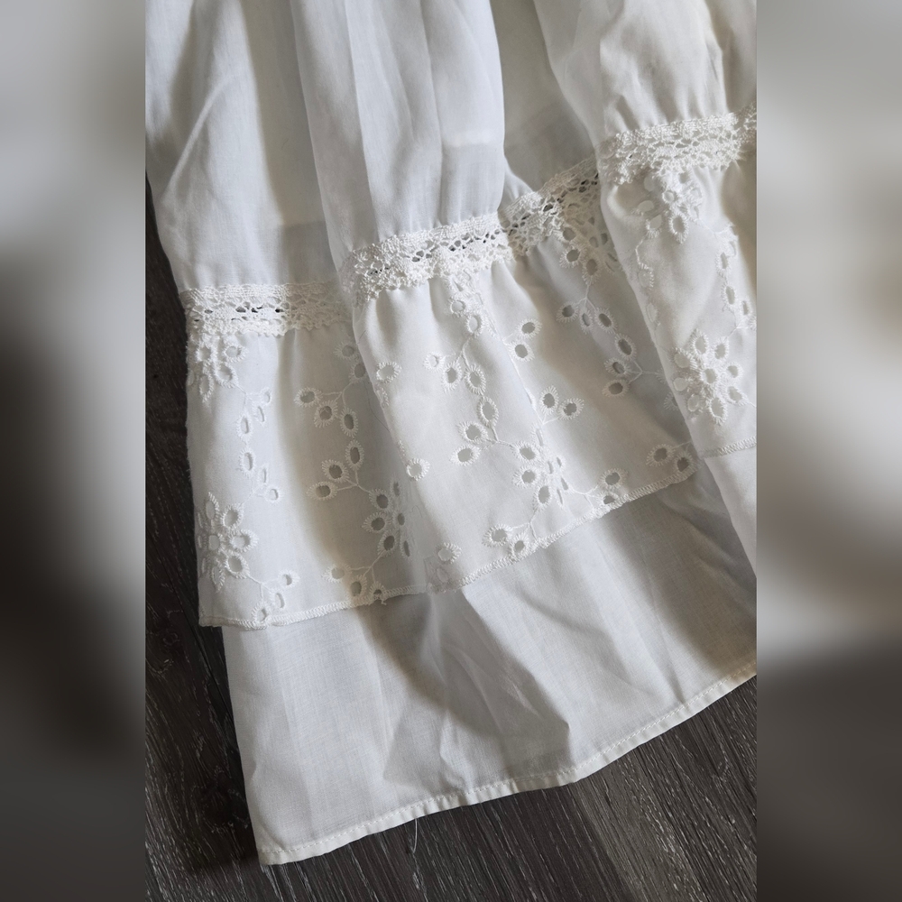 NWT White Floral Eyelet Dress EARTHBOUND Clothing XL - Picture 3 of 3